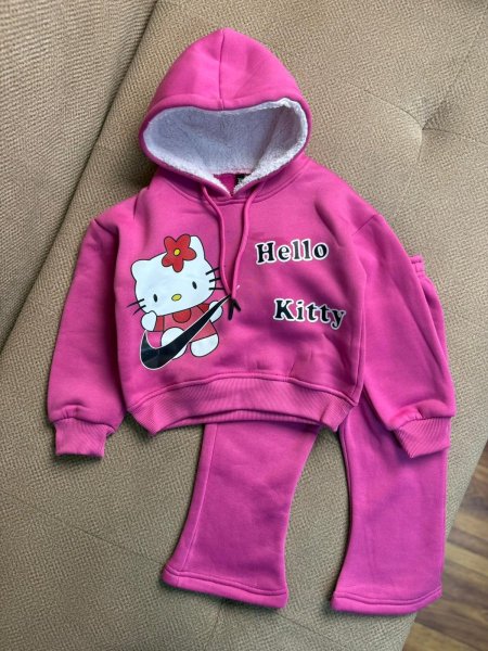 ترينج بناتي HELLO KITTYشتوي بيبي